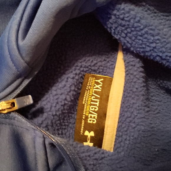 Sweatshirt - Picture 3 of 5